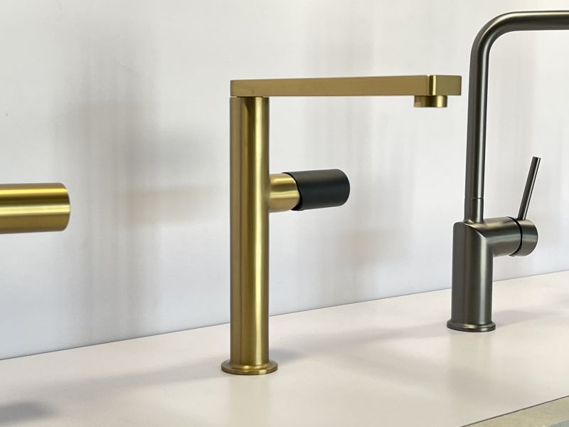 contemporary kitchen faucet.jpg contemporary kitchen faucet.jpg